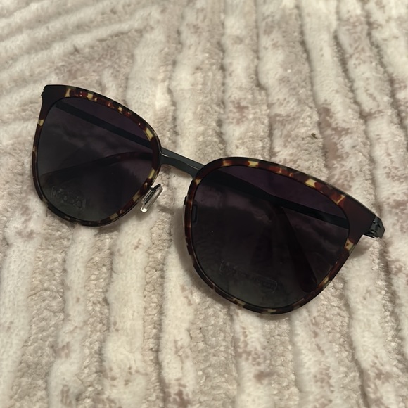 MODO SUNGLASSES Model 665 Tortoise Frame Titanium Lightweight Frames NWT - Picture 4 of 11